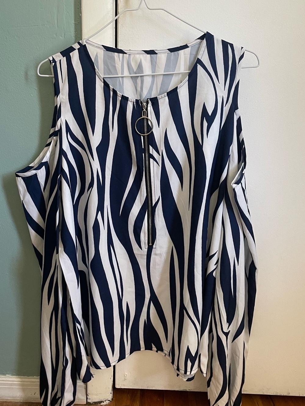 Navy & White Zebra-Print Cold-Shoulder Top